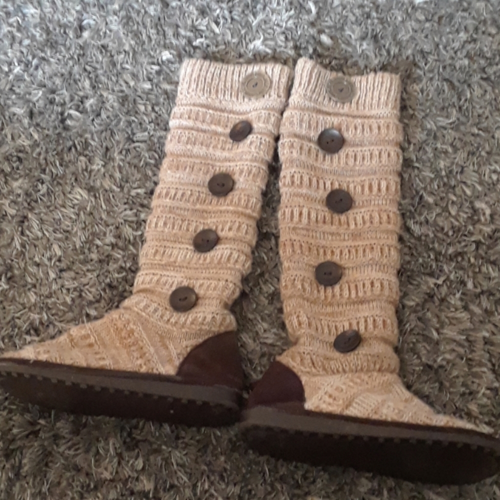 Muk Muks button sock boots